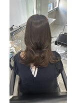 ラック(LUCK)&nbsp;レイヤーぱっつん前髪ステップボーンカットシルキー船橋/韓国