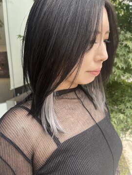 エム インターナショナル 春日部本店(EMU international) クール系イヤリングカラー