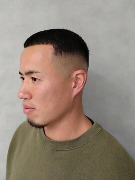 ソアー 新大阪(SOAR) オシャレ刈り上げアッシュブラックフェードカット【新大阪】