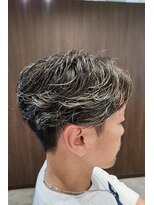 ビスポーク(BESPOKE)&nbsp;スタイリング簡単◎センターパートフェザーパーマ