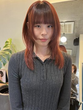 ナループロア ルームー(Nalu pu loa ROOMOO) レイヤーカット/ハッシュカット/レイヤーウルフ/暖色カラー