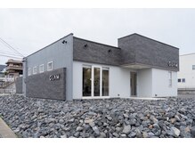 広々スペースで停めらせる駐車場!