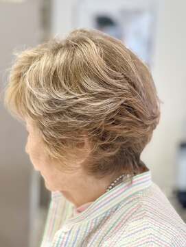 サロンイクエヤマザキ 麻布十番(SALON IKUE YAMAZAKI) 髪に優しい白髪染め[麻布十番/艶髪/50代/60代/ノンジアミン]