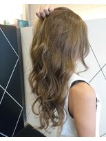 アミーバイオアシス(Amie by oasis)&nbsp;プラチナベージュ×ハンサムロング