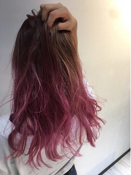 ヌーム 塚本店(NOOM) デザインカラー 赤紫