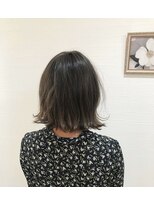 ラシク(La Chic)&nbsp;艶感◎カラーでみせる外ハネスタイル