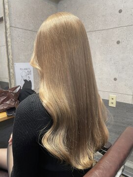 ルフレ 新宿歌舞伎町店(Reflet) ミルクティーベージュ/ブリーチ/ハイトーン/韓国/ヘアセット