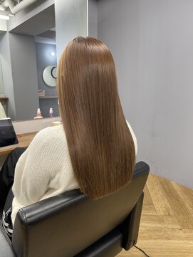 シカ 神戸三宮元町店(Cica) 髪質改善 トリートメント 三宮 神戸美容室 ベージュ 艶髪 ロング
