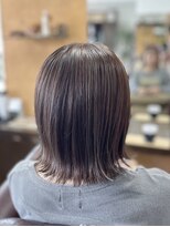 髪切処ICHI(カミキリドコロイチ)&nbsp;切りっぱなし外ハネヘアー