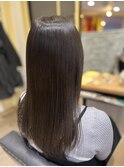 透明感溢れるダークグレー×髪質改善水素トリートメント