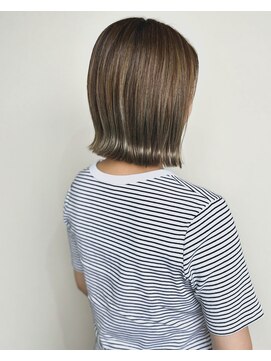 ノルン(norn) 外はねミディ