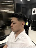 大人外国人風アップバングショートフェード：安良城　瑠夏