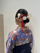 クルム(KURUMU)&nbsp;卒業　シニヨン　お団子ヘア