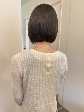 ヒントステーション(HINTSTATION) 〈浅草 半個室〉フィットボブ/カーキーベージュ