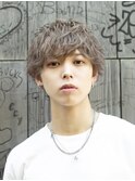 ヘアカラー抜きっぱなし　ブリーチデザインk