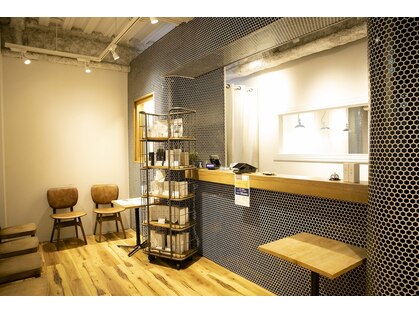 アーサス バイ ヘッドライト 新潟万代店(ursus by HEADLIGHT)の写真