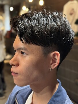 ニゲラ 町田(NIGELA) ツーブロックショート