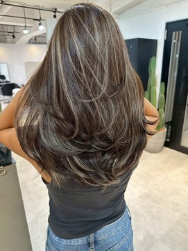 メリー オオサカ(Merly Osaka) ハイライト/似合わせカット