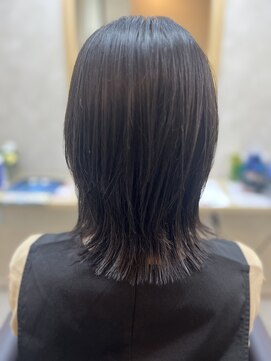 モモ(MOMO) 酸性ストレート&イルミナカラー＆カット