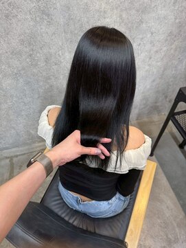 セントラル 三宮店(central) 【神戸三宮】潤いと艶を極めたプレミアム美髪ケア髪質改善