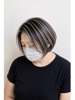 ウル(ulu) ハイライト 名東区 ショート レイヤー 白髪ぼかし