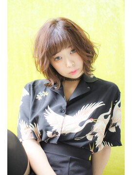 アマンドール(Aman D'or) 外ハネスウィングボブ×マットアッシュ