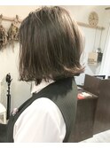 【Marl】ブルージュカラーの切りっぱなしボブ