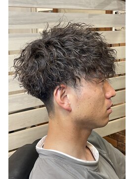 ヴェルゴ(vellgo) 前下がりマッシュ×ツイストパーマ