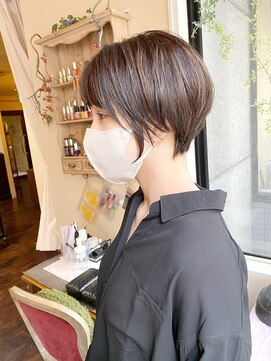 フェイバー 赤坂店(FAVOR) 立体感のあるエアリーショート☆