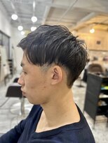 ソイクフ(SOY KUFU)&nbsp;MEN’S HAIR アッシュブラックカルマパーマ束感ショート