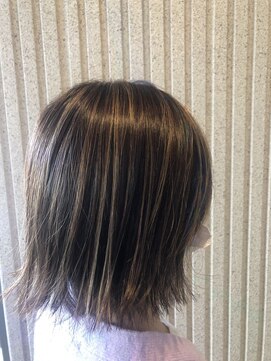 エイト 横須賀中央店(EIGHT) デザインカラー切りっぱなしボブ