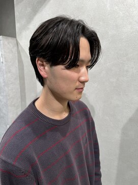 ゼスト リル 新宿(ZEST lill) カルマパーマ ニュアンスパーマ センターパート 新宿