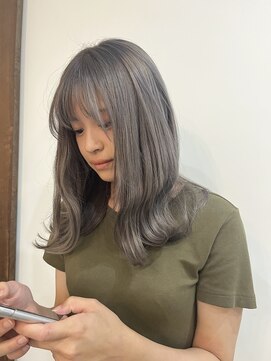 スイート ヘアデザイン(Suite HAIR DESIGN) グレーカラー寒色系