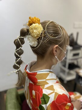 バース(BirtH) 卒業式ヘアセット
