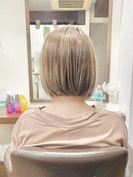 アルバ ヘアリゾート(ALBA) 【ALBAさわ】軽めアゴラインボブ