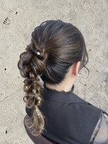 ヘアーデザイン グランツ 平成店(hair design Granz)&nbsp;編みおろしポニー