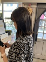 スアバイキキ(SuA by kiki.)&nbsp;黒髪カタログ/ボブルフ/ネビージュ/ワンレン/小顔スタイル[千葉