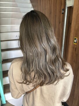 アヴァンス 天王寺店(AVANCE.) オリーブベージュ×透明感カラー