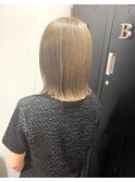 【外ハネブリーチなしグレーベージュ】原口健伸