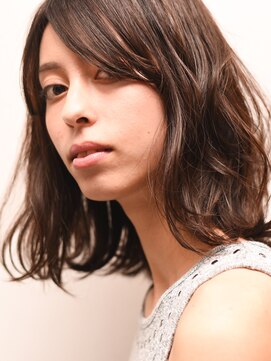 スノッブリコ(snob rico) [snobrico.］質感重視カットで艶感