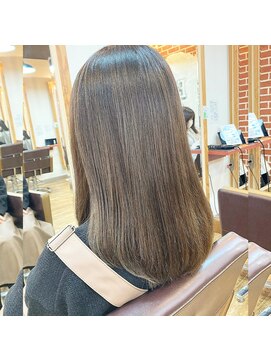 エイト プラット 渋谷2号店(EIGHT plat) ブリーチ縮毛矯正4月27日かし