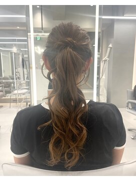 アールプラスヘアサロン(ar+ hair salon) ポニーテール