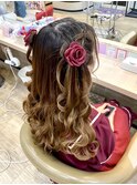 『編み込みツインハーフ立体リボンウェーブ巻き』お花添え♪