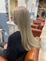 カザック(kazak)&nbsp;ダブルカラー×ミルクティーブロンド