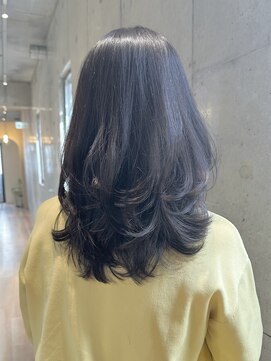 ノーム(Noam) 《ふんわりボリューム》ミディアムパーマ