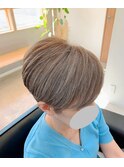 白髪ぼかしショート