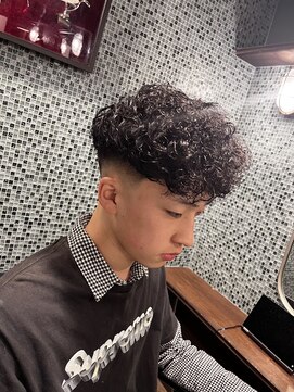 ワンワンオー バーバーショップ 長浜店(@110 BARBER SHOP) スペインカール