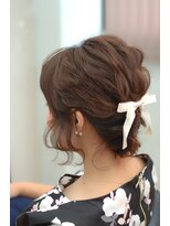 グルーア(GRuA) 簡単編み込みアレンジ