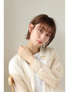 エクリ 麻布十番(equri) 軽やかショートボブ/30代40代50代