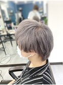 ホワイトシルバー/ブリーチカラー